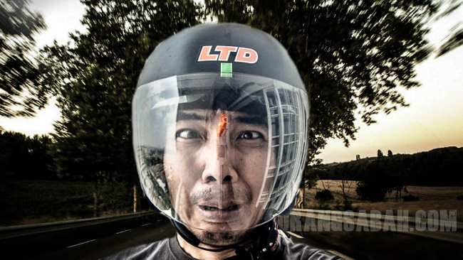 Lipas Dalam Helmet